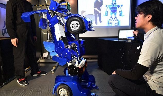 日本研发出真实版” 变形金刚 “ 目标 2020 年建造 5 公尺高机器人！