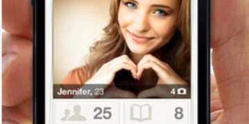 游戏角色疯 Tinder