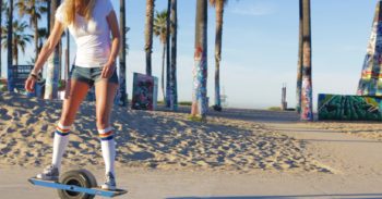 OneWheel 让您平衡感多不好也能玩滑板
