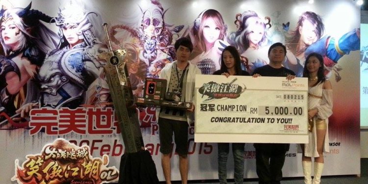 完美世界乐 Fun 天 – 笑傲江湖 PVP 真的好强！