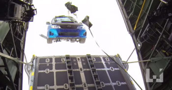 Furious 7 把车子 GTA 式从空中掉落