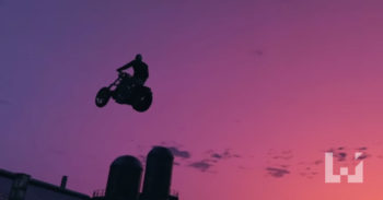 这个音乐团队的 MV 是用 GTA V Rockstar Editor 弄的