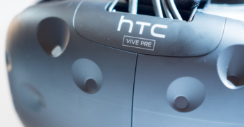 HTC 虚拟实境头盔 Vive Pre 登入! 太酷了!