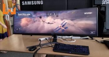 Samsung推出世上第一个32:9的电玩屏幕！玩起游戏来就像是开外挂！