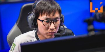 《LoL》职业选手Doublelift哥哥拿刀袭击家人！母亲不幸身亡！