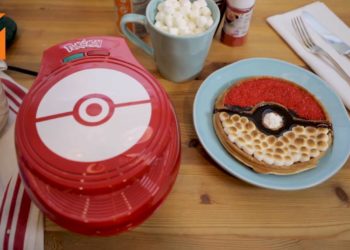 ThinkGeek正式公布Poke Ball Waffle制造机！自己的Poke Ball自己做！